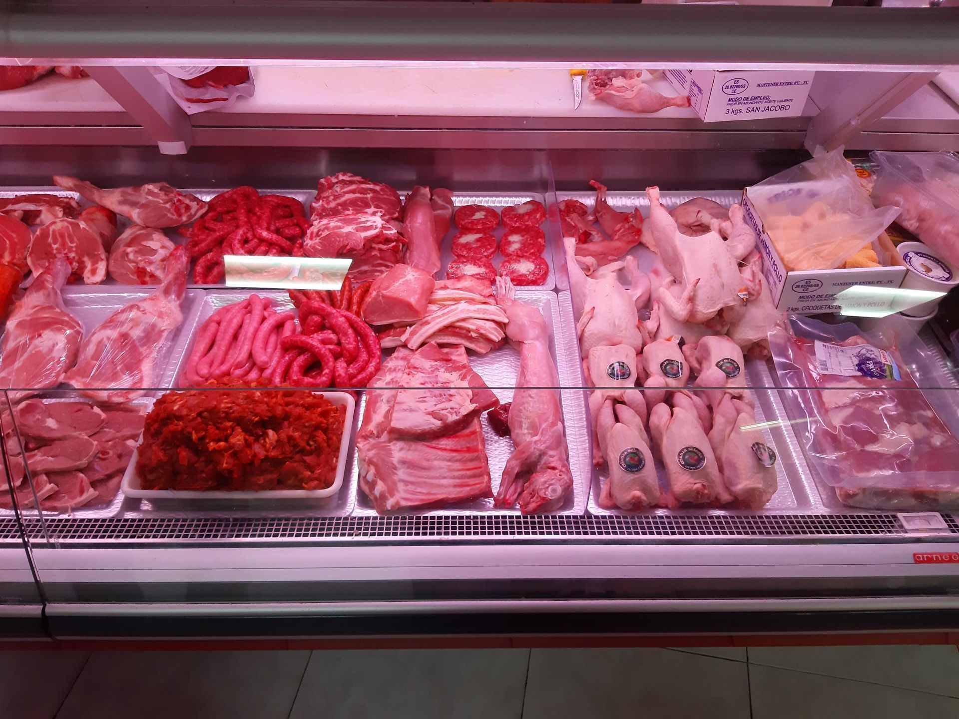 Supermercado y Carnicería Hnos. Pérez